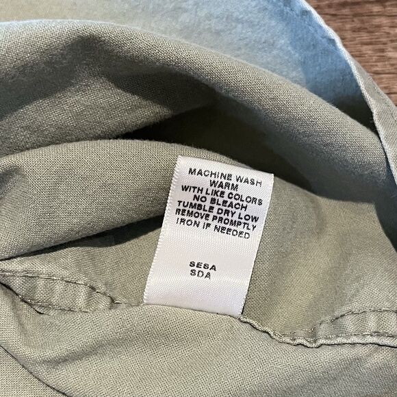 Cabelas Safari Series Button Up Shirt Mens XL Green Shoulder Strap Pocket - Picture 9 of 10